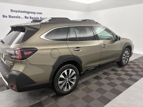 2023 Subaru Outback Touring XT
