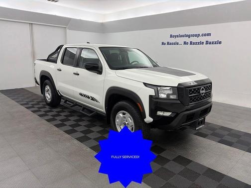 Glacier White 2024 Nissan Frontier SV