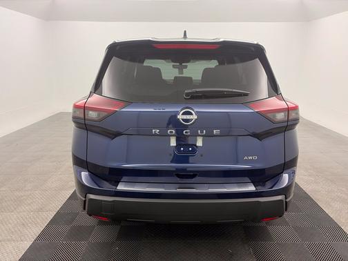 Deep Ocean Blue Pearl 2027 Nissan Rogue SV