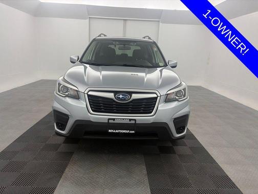 Ice Silver Metallic 2019 Subaru Forester Premium