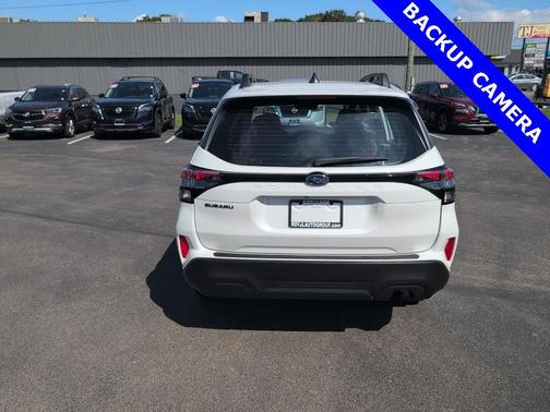 2025 Subaru Forester Base