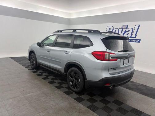 Ice Silver Metallic 2026 Subaru Ascent Premium 8-Passenger