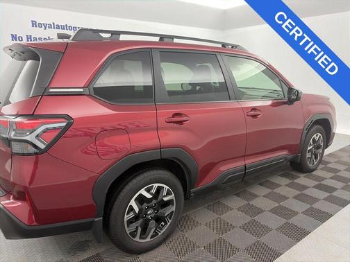 2025 Subaru Forester Premium