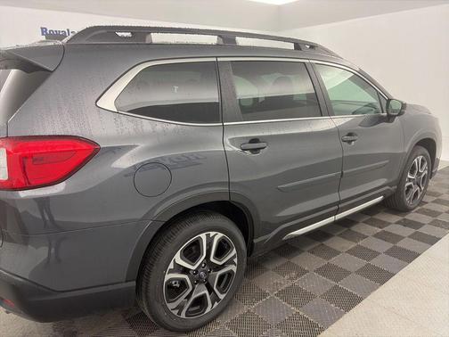 Magnetite Gray Metallic 2026 Subaru Ascent Limited 7-Passenger