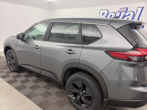 Gun Metallic 2026 Nissan Rogue SV