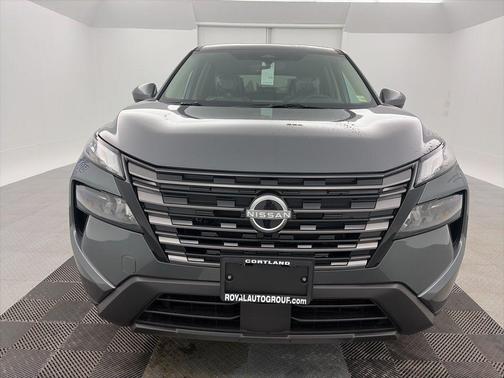 Gun Metallic 2026 Nissan Rogue SV