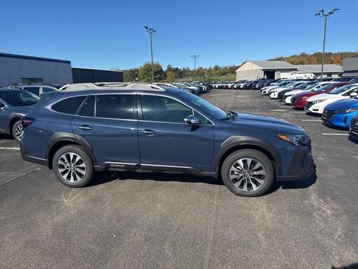 2025 Subaru Outback Touring XT