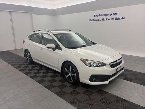 Crystal White Pearl 2023 Subaru Impreza Premium