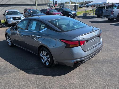 2024 Nissan Altima S FWD