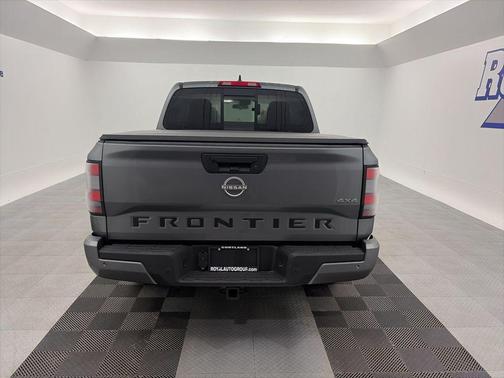 Gun Metallic 2026 Nissan Frontier SV