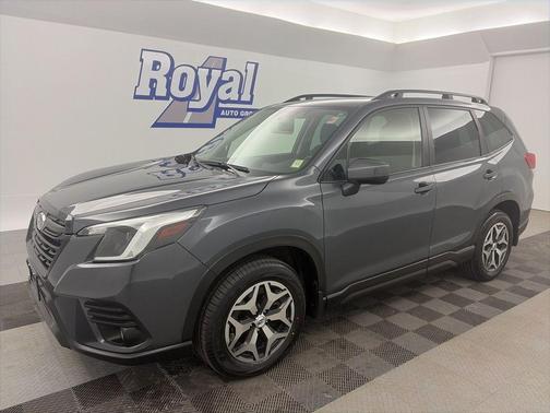 Magnetite Gray Metallic 2023 Subaru Forester Premium