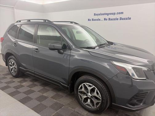 Magnetite Gray Metallic 2023 Subaru Forester Premium