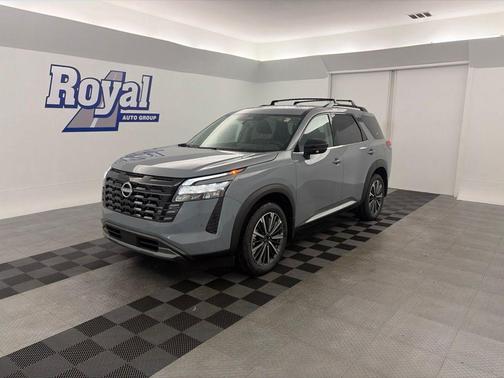 Boulder Gray Pearl 2026 Nissan Pathfinder Platinum
