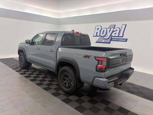 Boulder Gray Pearl 2026 Nissan Frontier PRO-4X