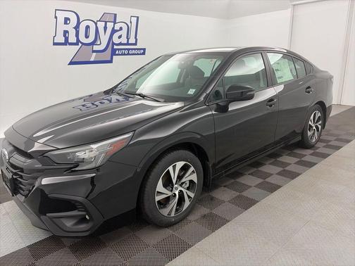 Crystal Black Silica 2025 Subaru Legacy Premium