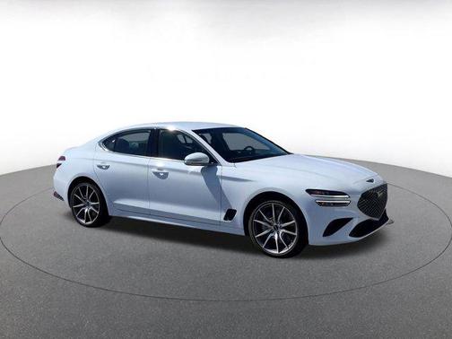 2025 Genesis G70 2.5T RWD