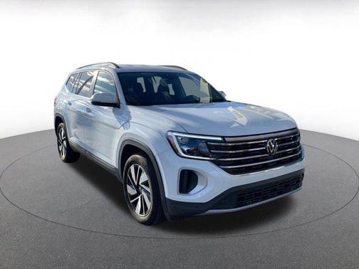 2025 Volkswagen Atlas 2.0T SE w/Technology 4MOTION