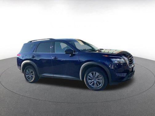 2025 Nissan Pathfinder SV 4WD