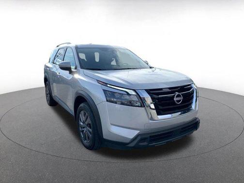 2025 Nissan Pathfinder SV 4WD