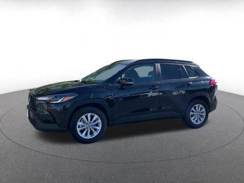 2025 Toyota Corolla Cross LE