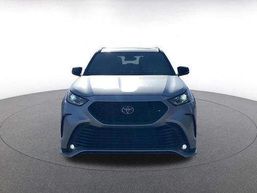 2025 Toyota Highlander XSE