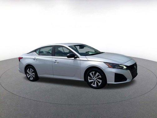 2024 Nissan Altima S FWD