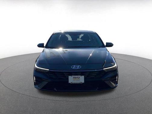 2025 Hyundai ELANTRA SEL