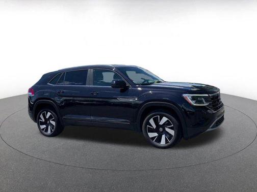 2024 Volkswagen Atlas Cross Sport 2.0T SE w/Technology 4MOTION