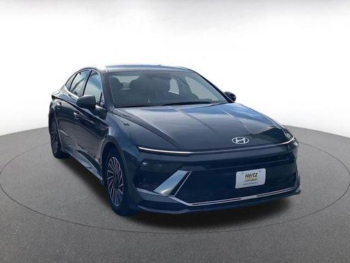 2025 Hyundai SONATA Hybrid SE