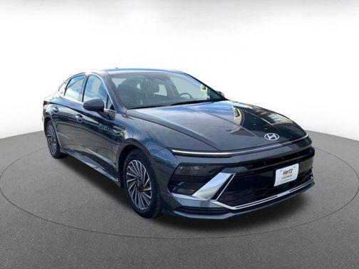 2025 Hyundai SONATA Hybrid SE