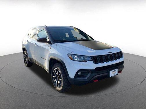 2025 Jeep Compass Trailhawk