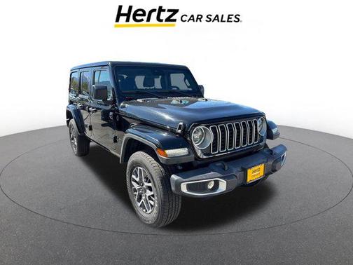 Black Clearcoat 2025 Jeep Wrangler 4-Door Sahara 4x4