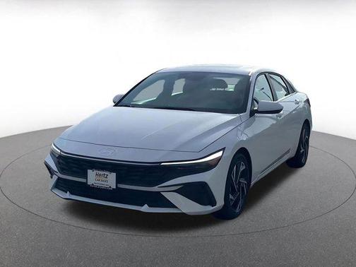 2025 Hyundai ELANTRA SEL