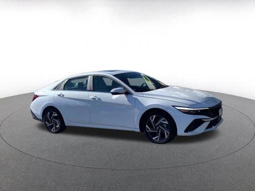 2025 Hyundai ELANTRA HEV Limited