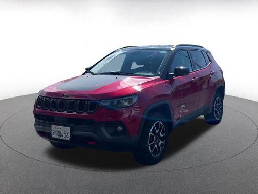 2025 Jeep Compass Trailhawk