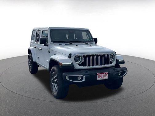 2025 Jeep Wrangler 4-Door Sahara 4x4