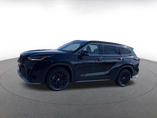 2025 Toyota Highlander XSE