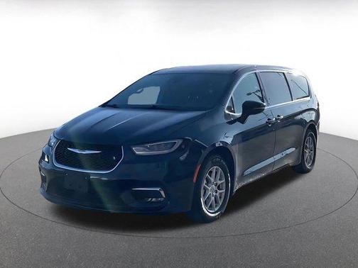 2025 Chrysler Pacifica L