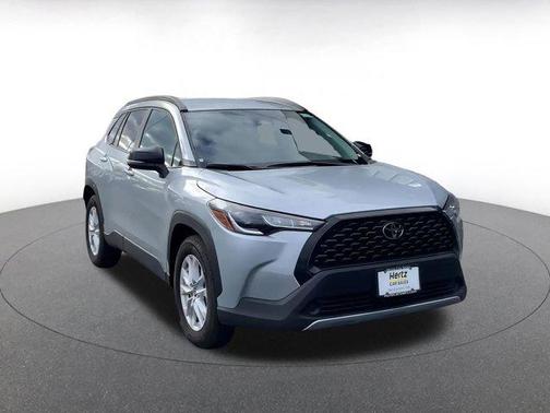 2025 Toyota Corolla Cross LE