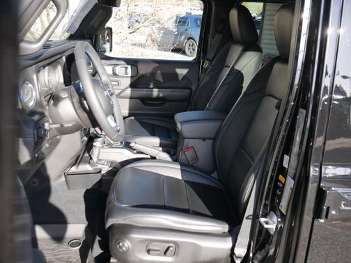 2024 Jeep Wrangler HIGH ALTITUDE