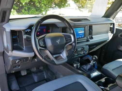 2021 Ford Bronco BLACK DIAMOND