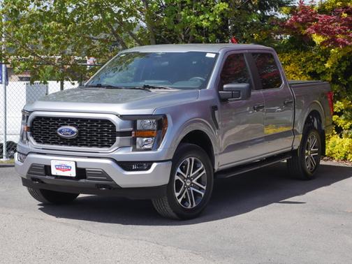 ICONIC SILVER METALLIC 2023 Ford F-150 XL