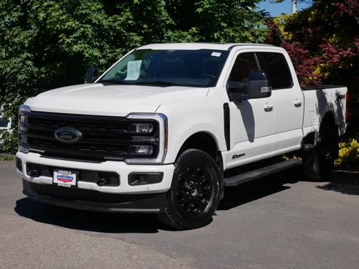 2024 Ford F-350 LARIAT SUPER DUTY
