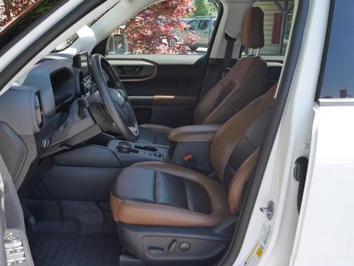 OXFORD WHITE 2022 Ford Bronco Sport BADLANDS