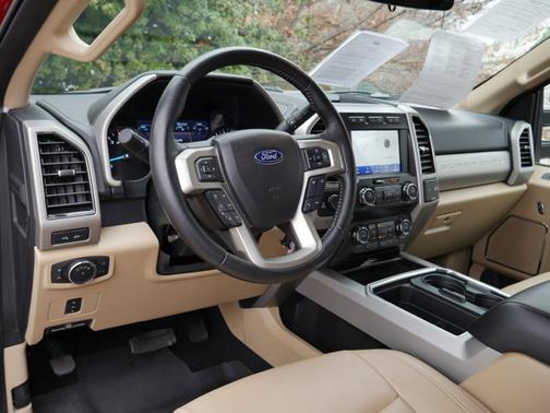 2020 Ford F-350 LARIAT SUPER DUTY