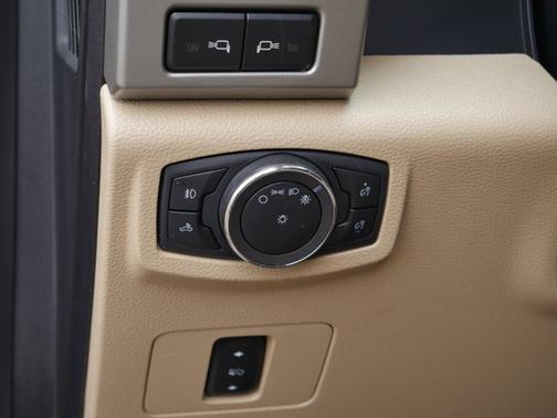 2020 Ford F-350 LARIAT SUPER DUTY