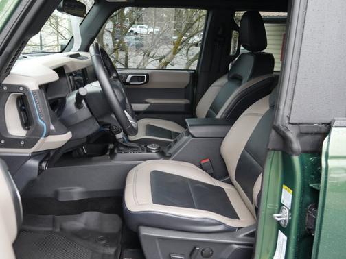 2023 Ford Bronco WILDTRAK