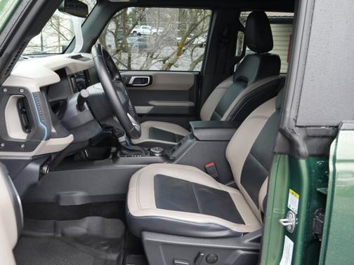 2023 Ford Bronco WILDTRAK