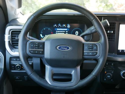 2024 Ford F-350 LARIAT SUPER DUTY
