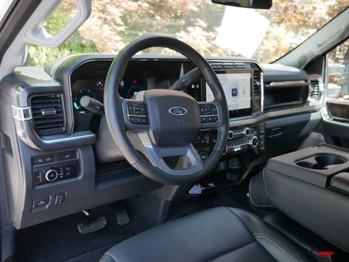 2024 Ford F-350 LARIAT SUPER DUTY
